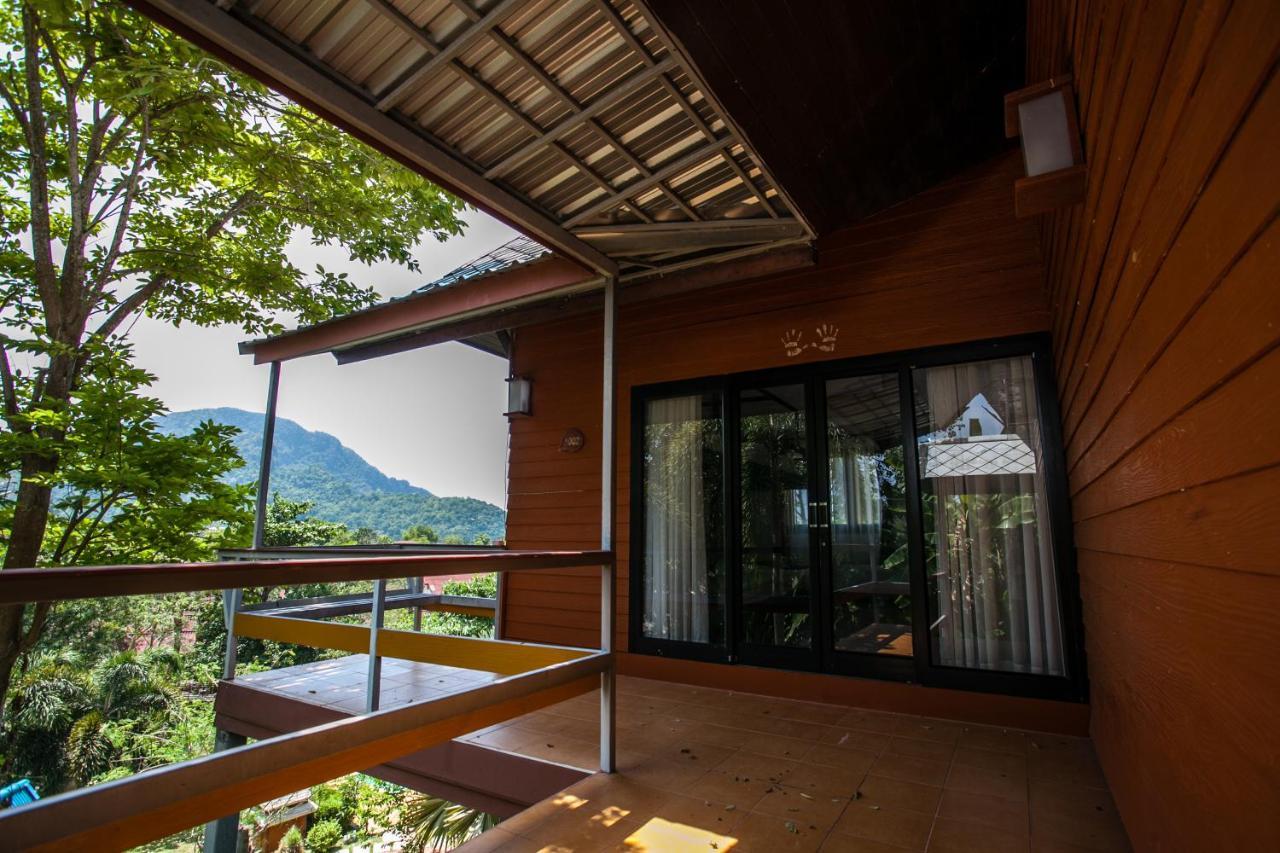 Phitharom PP Resort Phi Phi Eksteriør billede