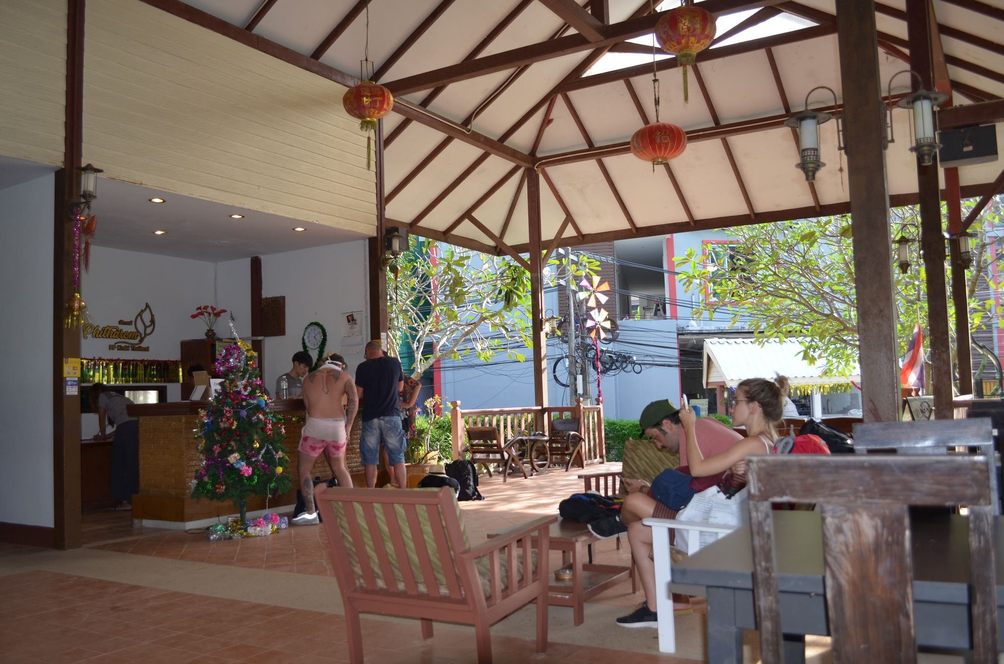 Phitharom PP Resort Phi Phi Eksteriør billede